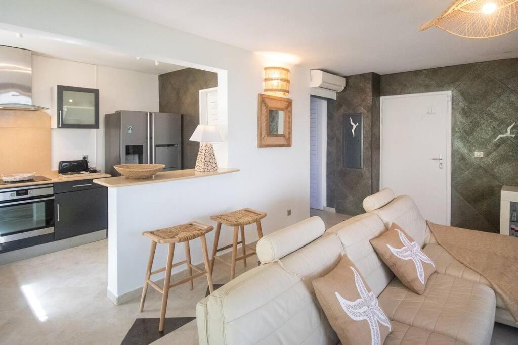 Pasha - Ocean View Apartment Sainte-Anne  Exterior photo